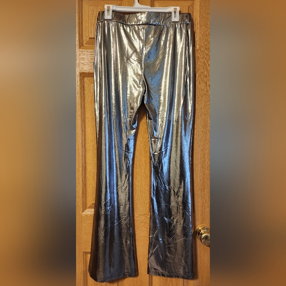 NWT Indigo Rising Silver Metallic Flare Pants Women's size Large - Picture 4 of 6